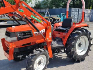 KUBOTA GL27 AVEC CHARGEUR 