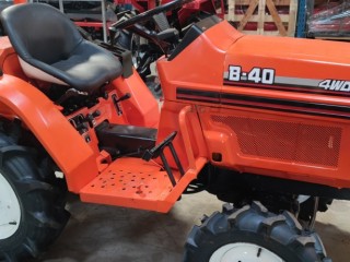 KUBOTA B40 D 